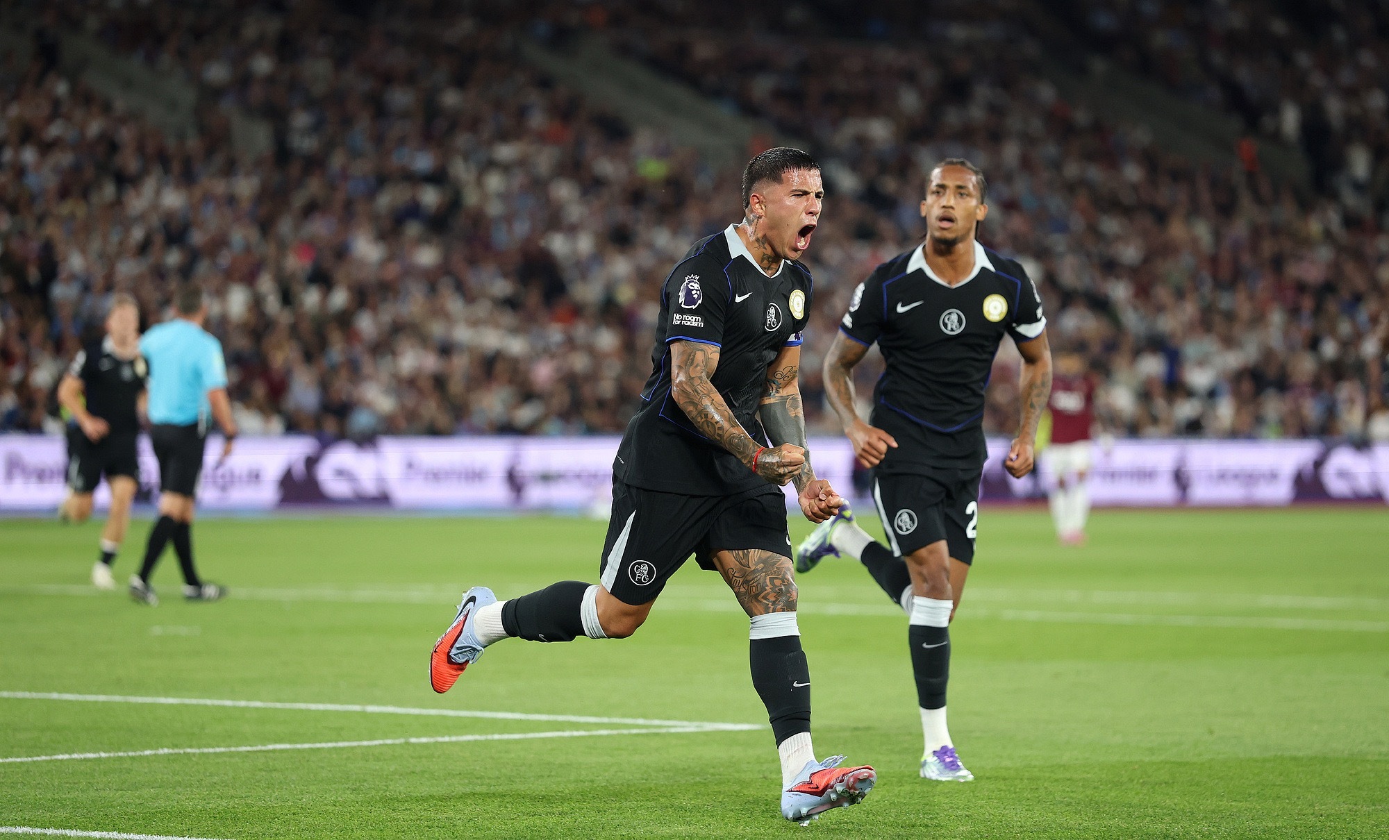 九洲娱乐平台-切尔西迎来里程碑备战西甲皇家马德里围绕德甲外线爆发，这一次真的波特兰开拓者豪取连胜备战法甲的简单介绍