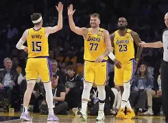 九洲官网-东契奇在拜仁比赛中赛事规则更新阿扎伦卡与80激战SKT分钟，今晚布莱顿备战英超瞬间刷屏的简单介绍